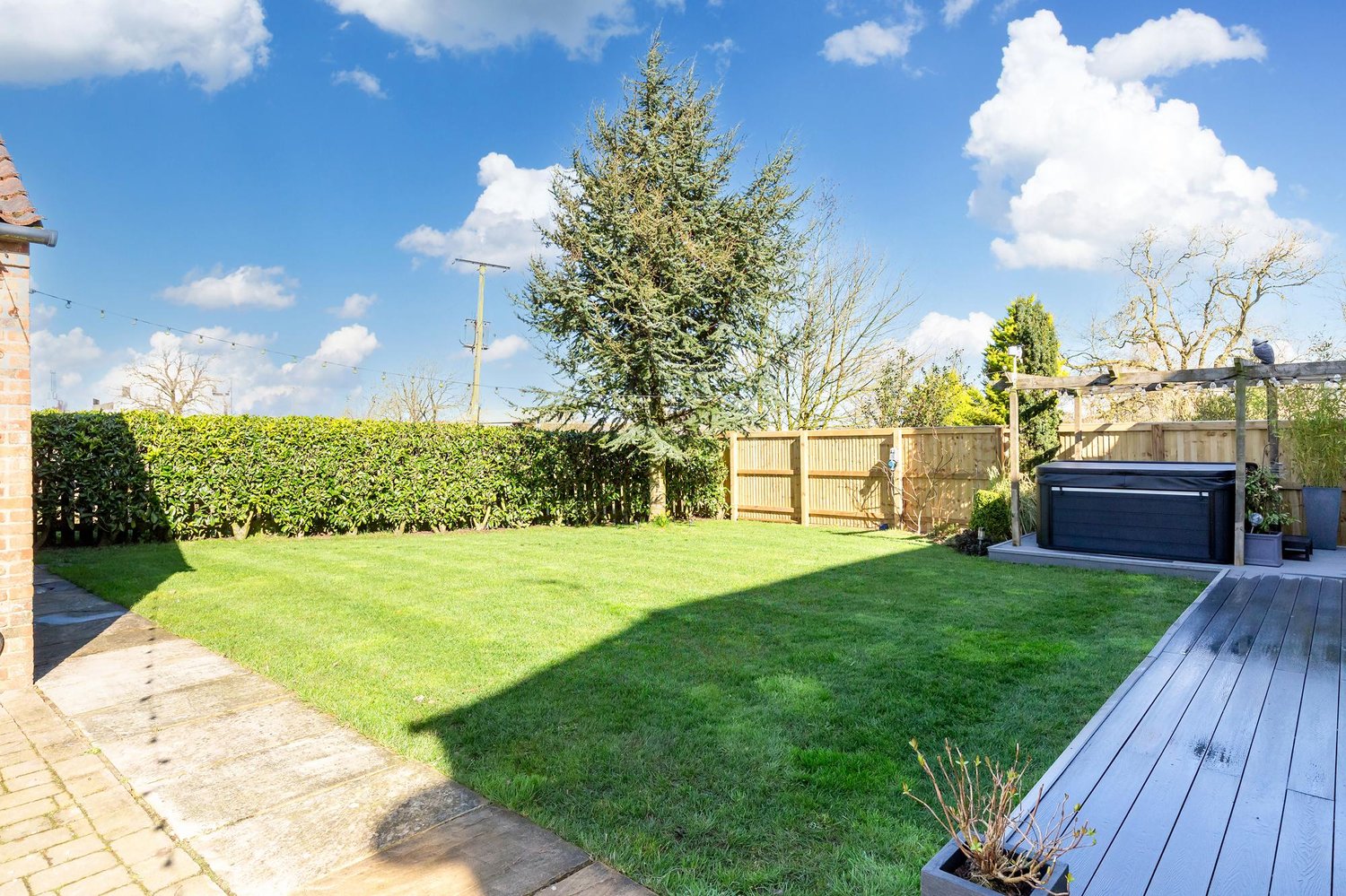 8 Mere Grange, Fridaythorpe, Driffield