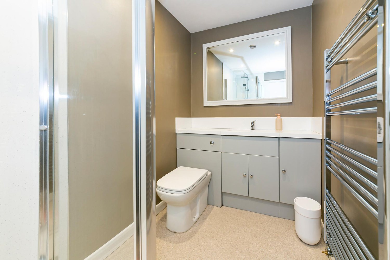 Whinwood Ash Lane, Melbourne, York