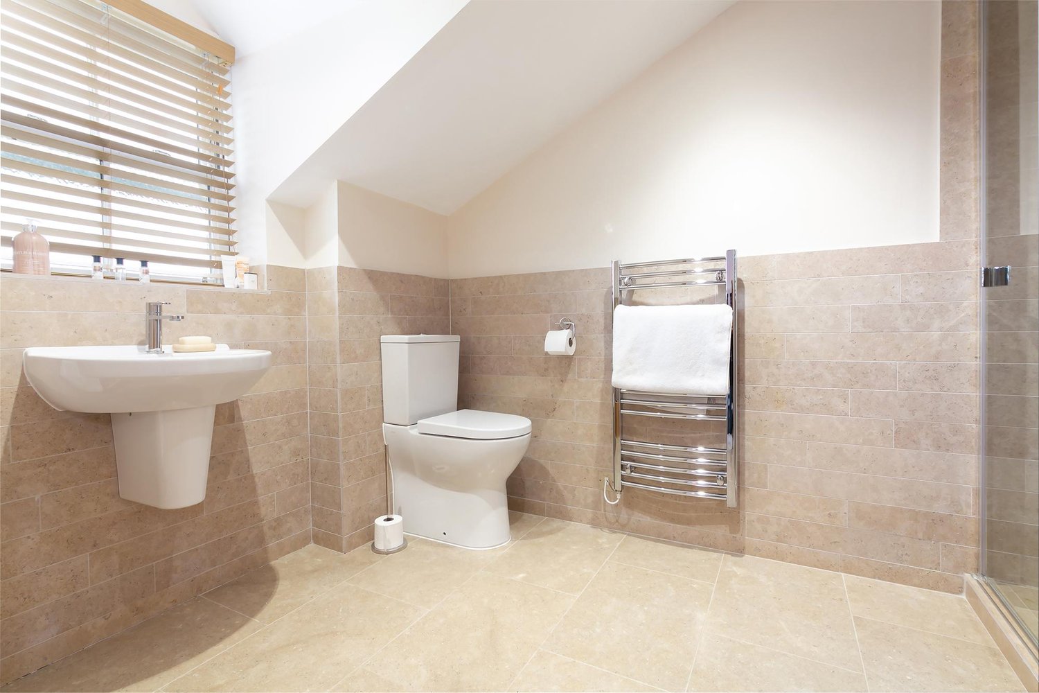 Aimee Main Street, Melbourne, York