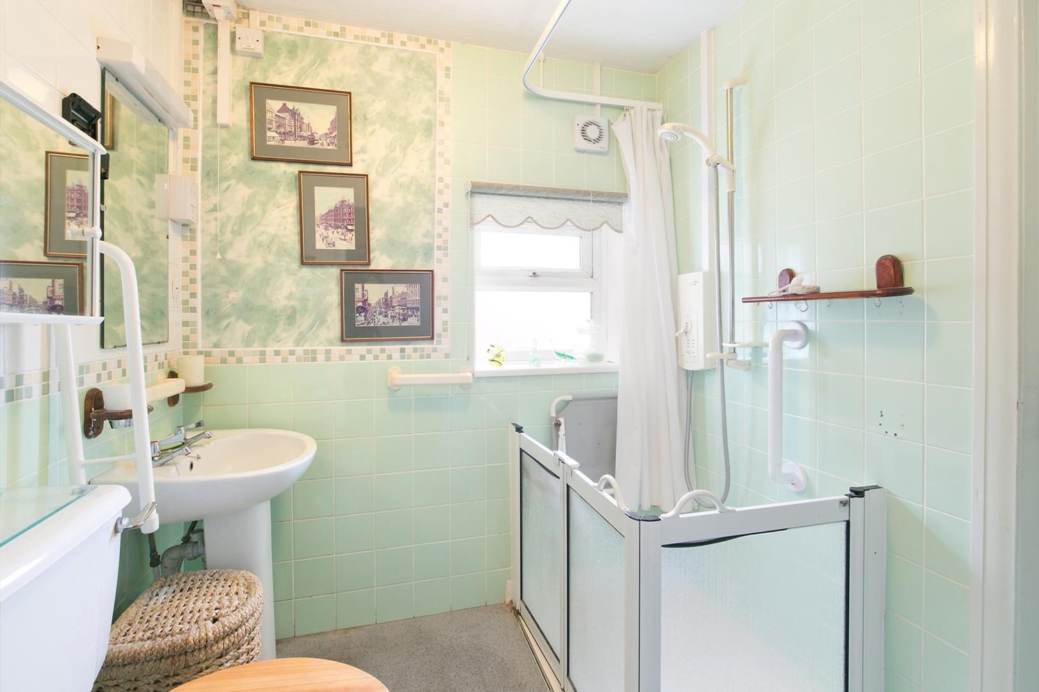  **Rhondali, Moor Monkton, York