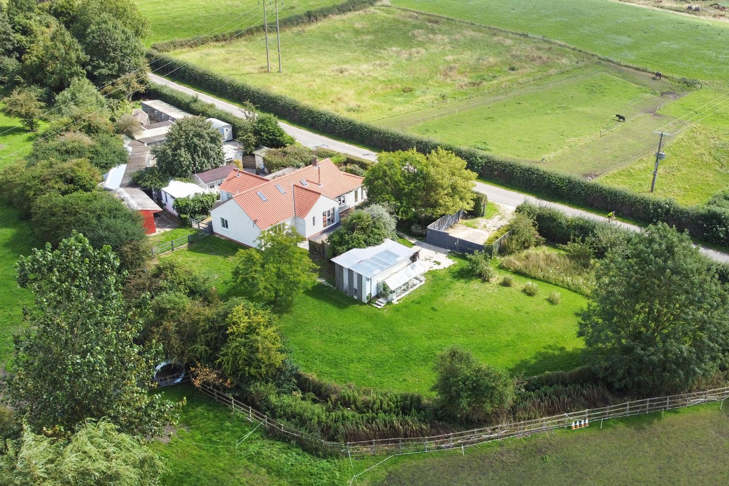 Throstlegate Main Street , Burnby, York