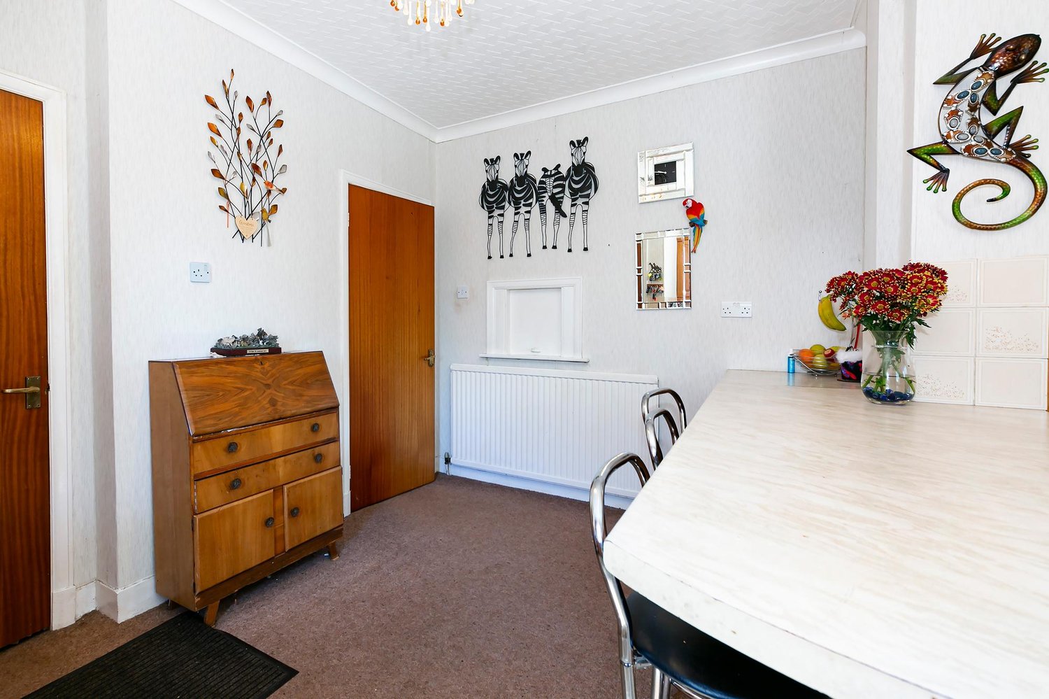 Three Oaks York Road, Elvington, York