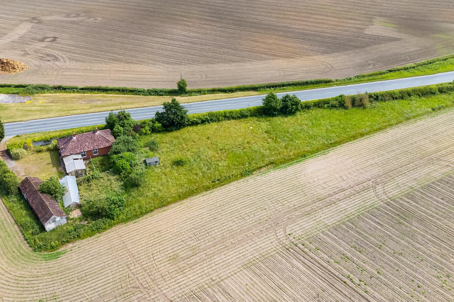 *Braemar York Road, Wilberfoss, York