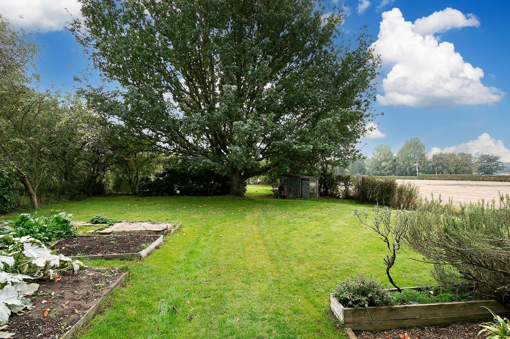 Angram House Main Street, Melbourne, York