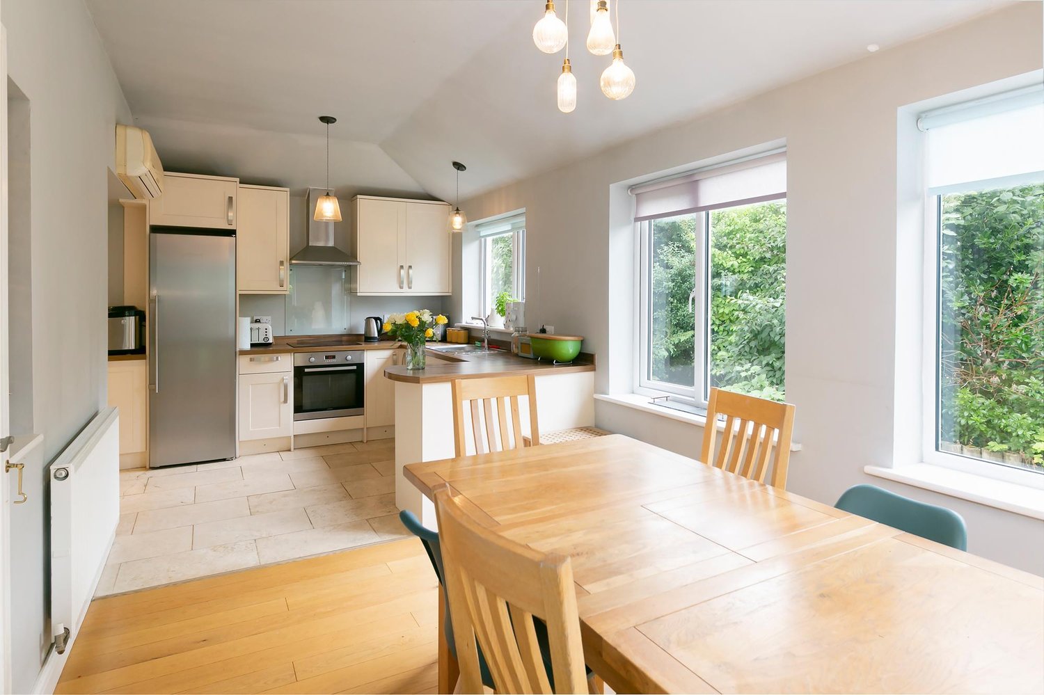 Throstlegate Main Street , Burnby, York