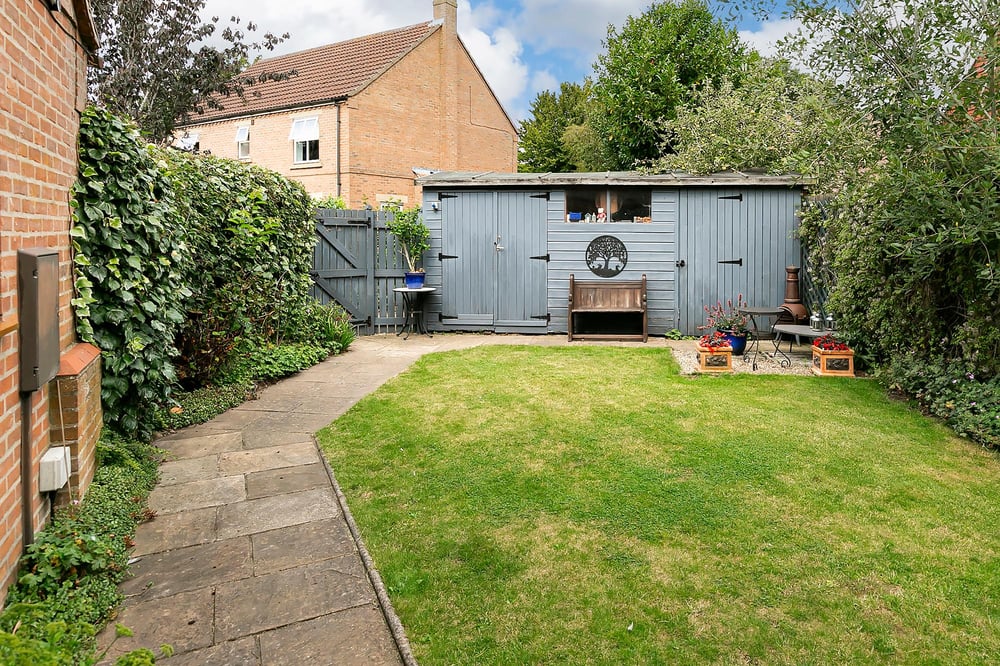 4 Forge Close, Melbourne, York