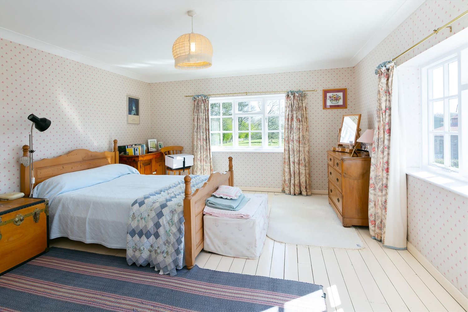 *Moat Farm Cottage  Middle Street, Laytham, York