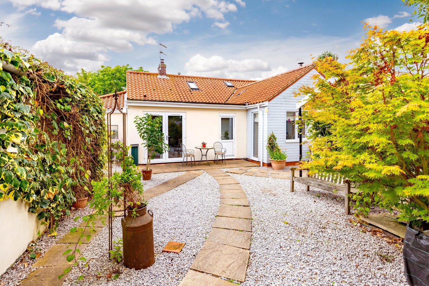 Throstlegate Main Street , Burnby, York