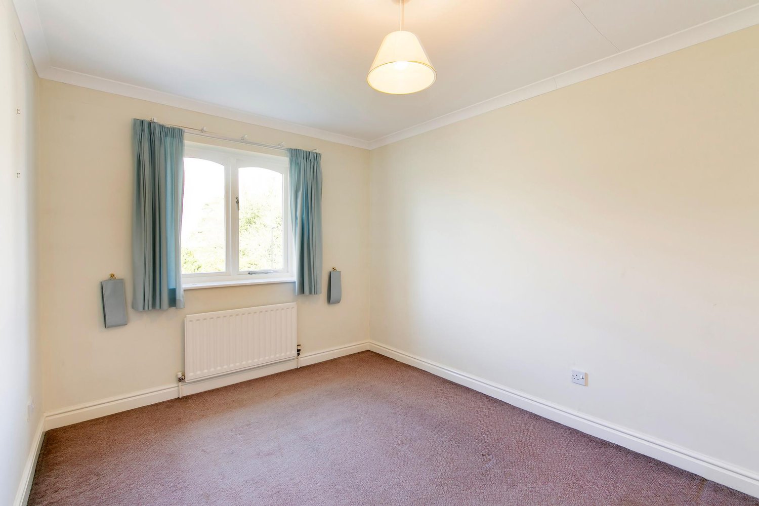 2 Dovecote Garth, Elvington, York