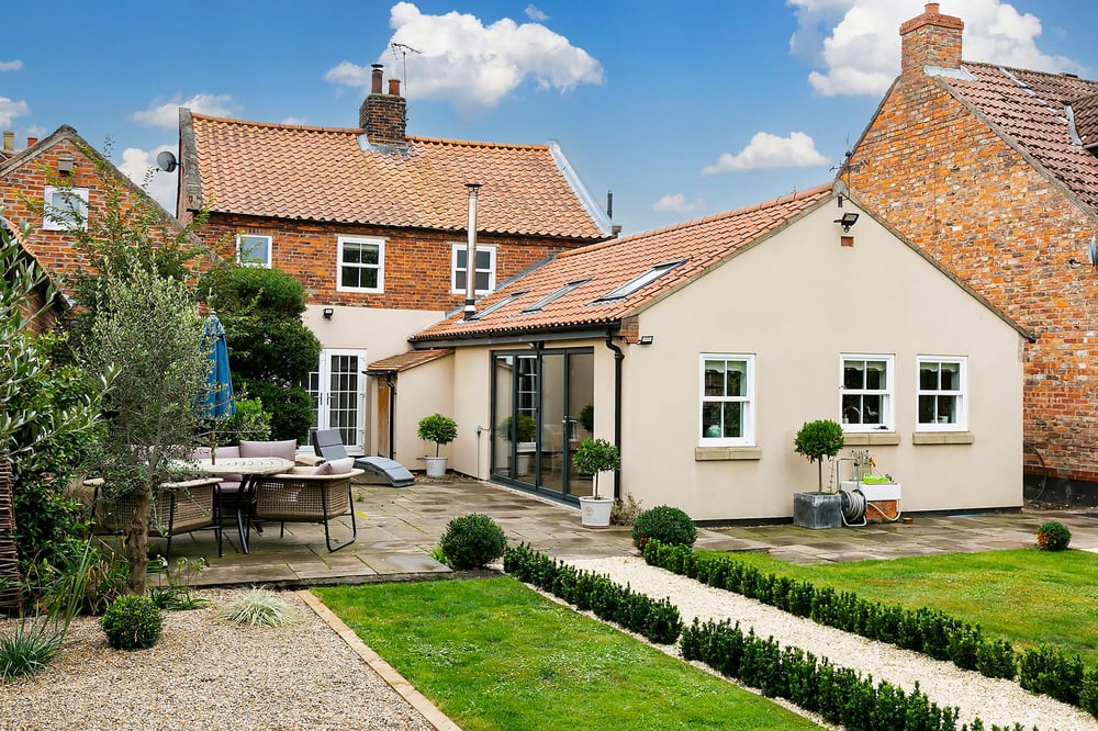 Gomersal Cottage Main Street, Melbourne, York