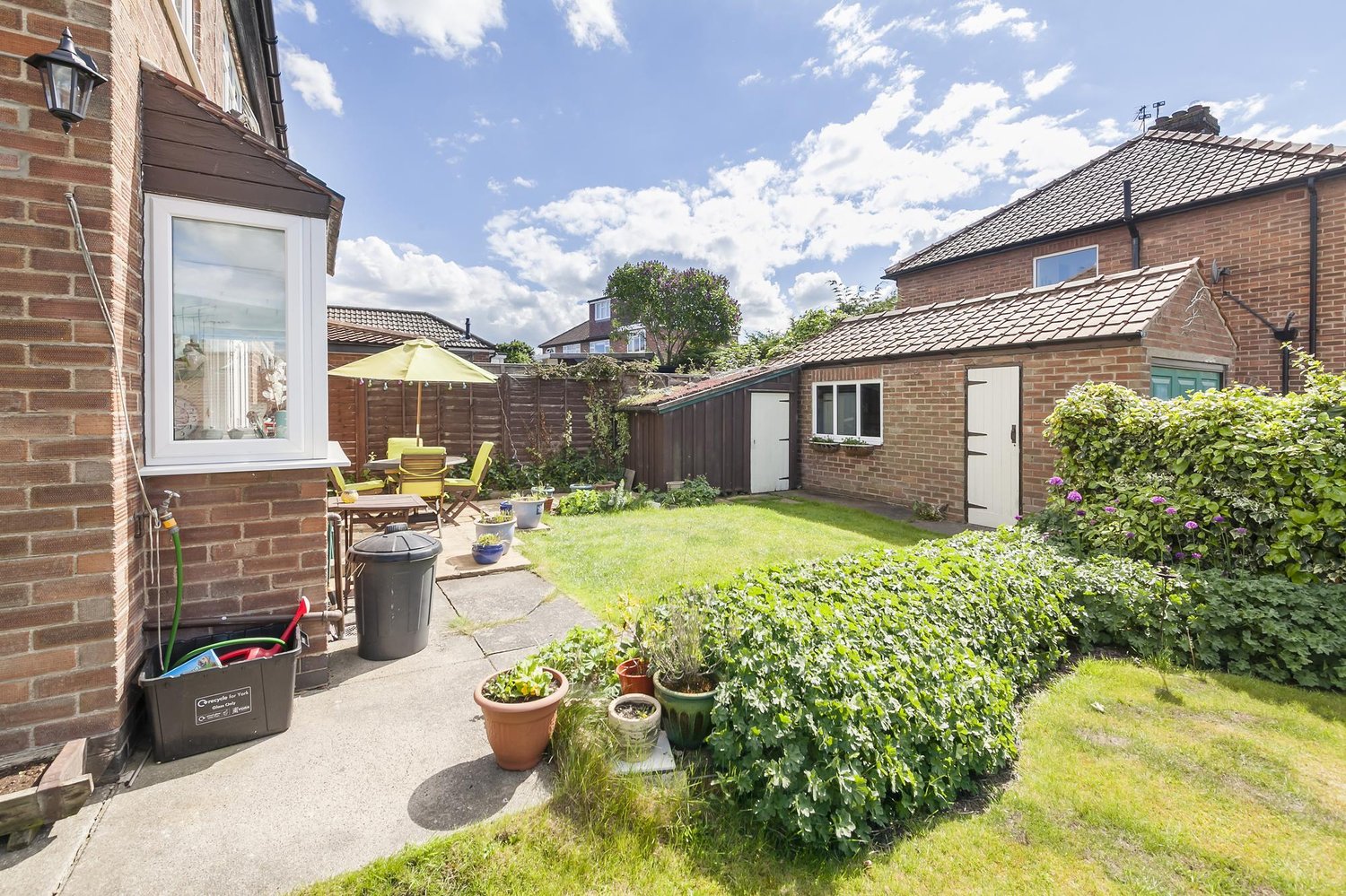 2 Pinelands Way, , York