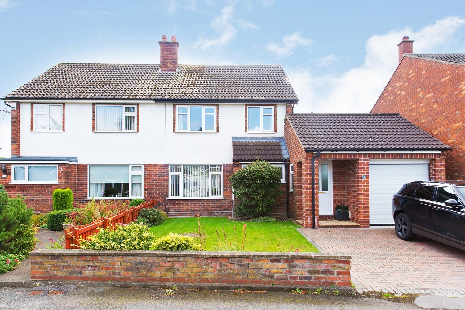 4 Green Meadows, , York