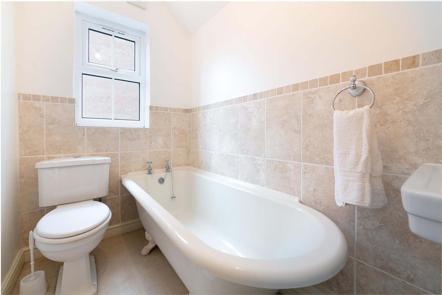 The Old Post Office Main Street, Burnby, York