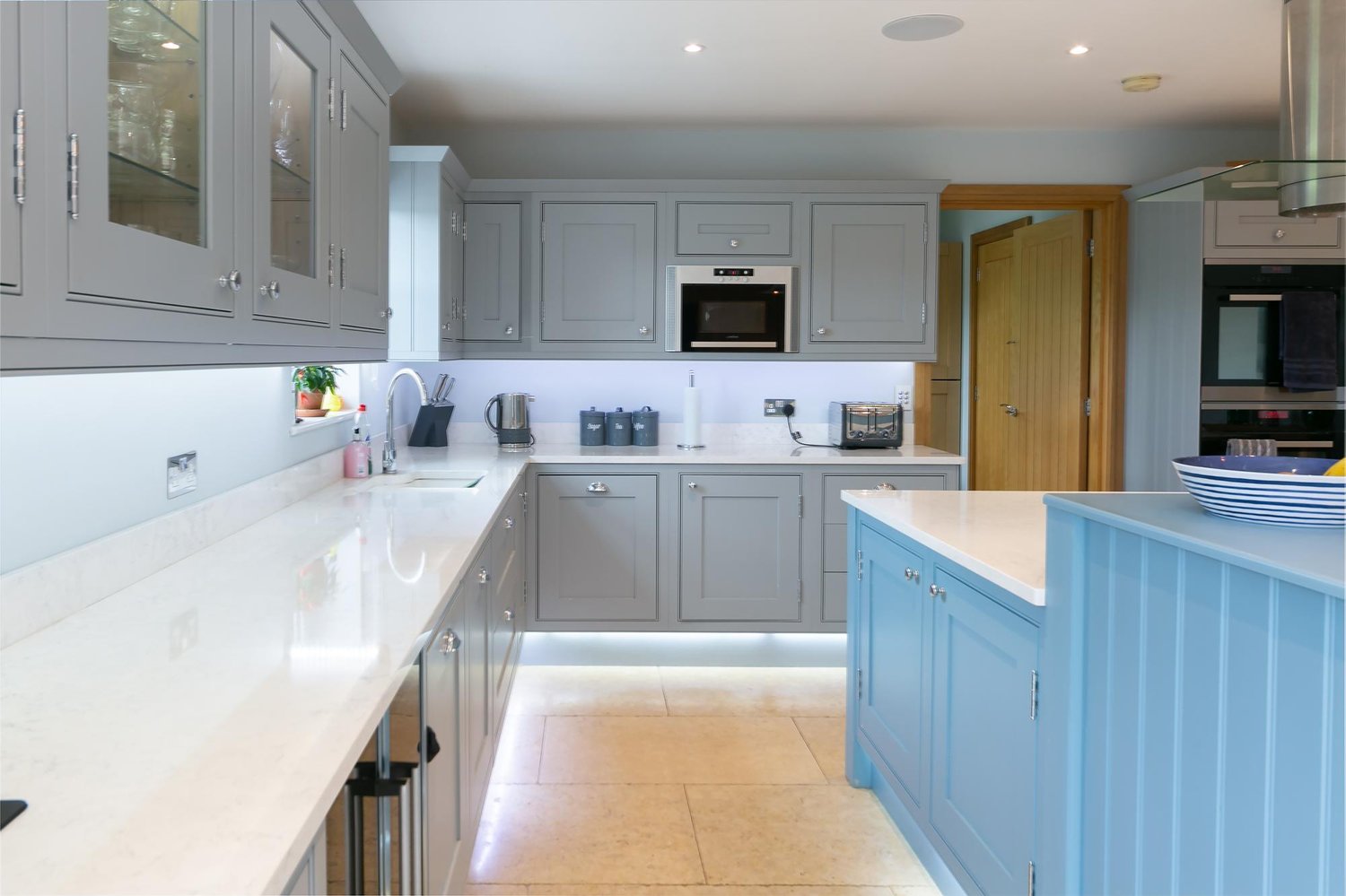 Aimee Main Street, Melbourne, York