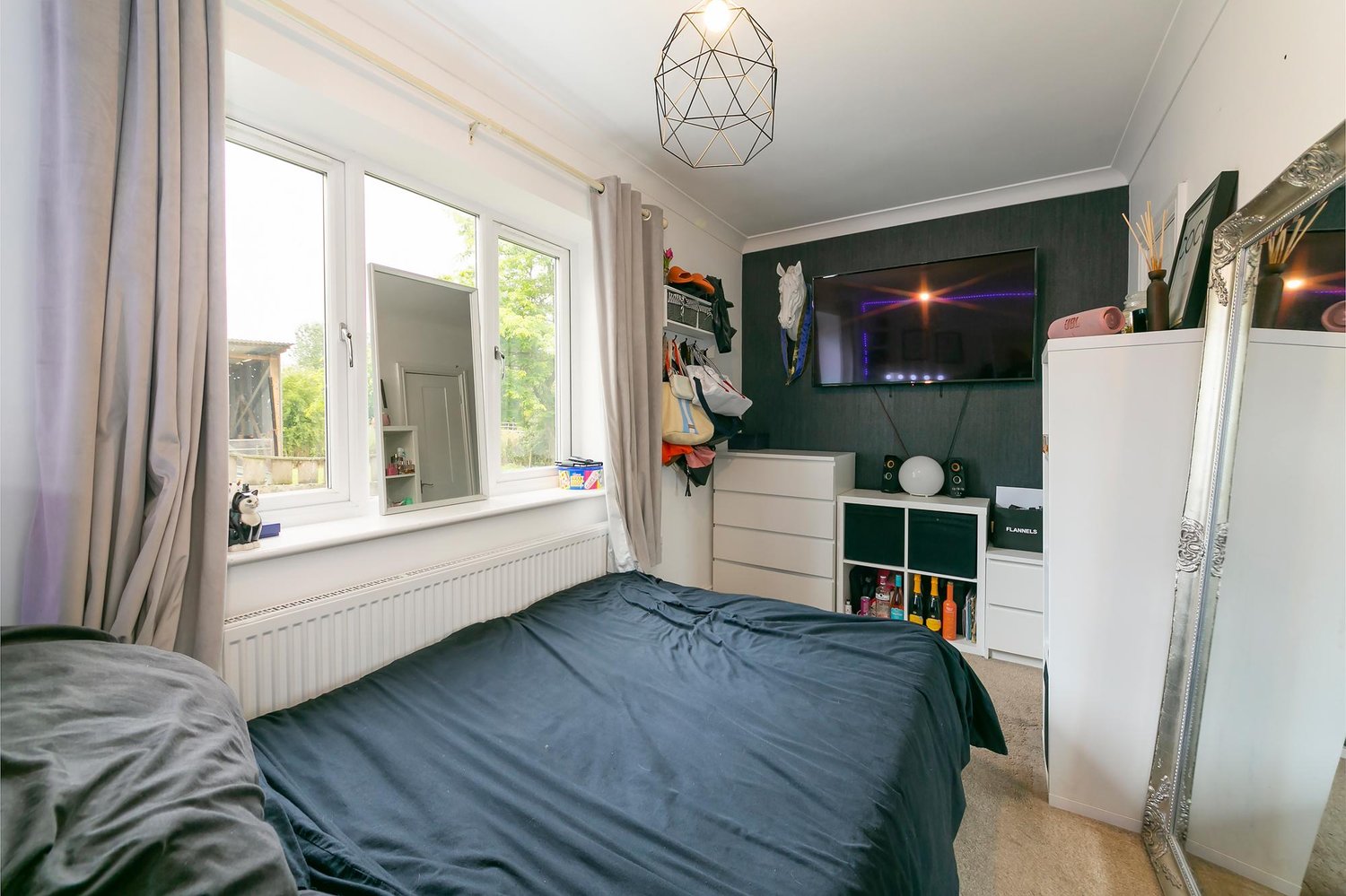 Throstlegate Main Street , Burnby, York