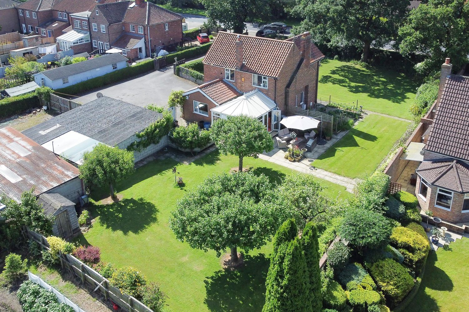 Three Oaks York Road, Elvington, York