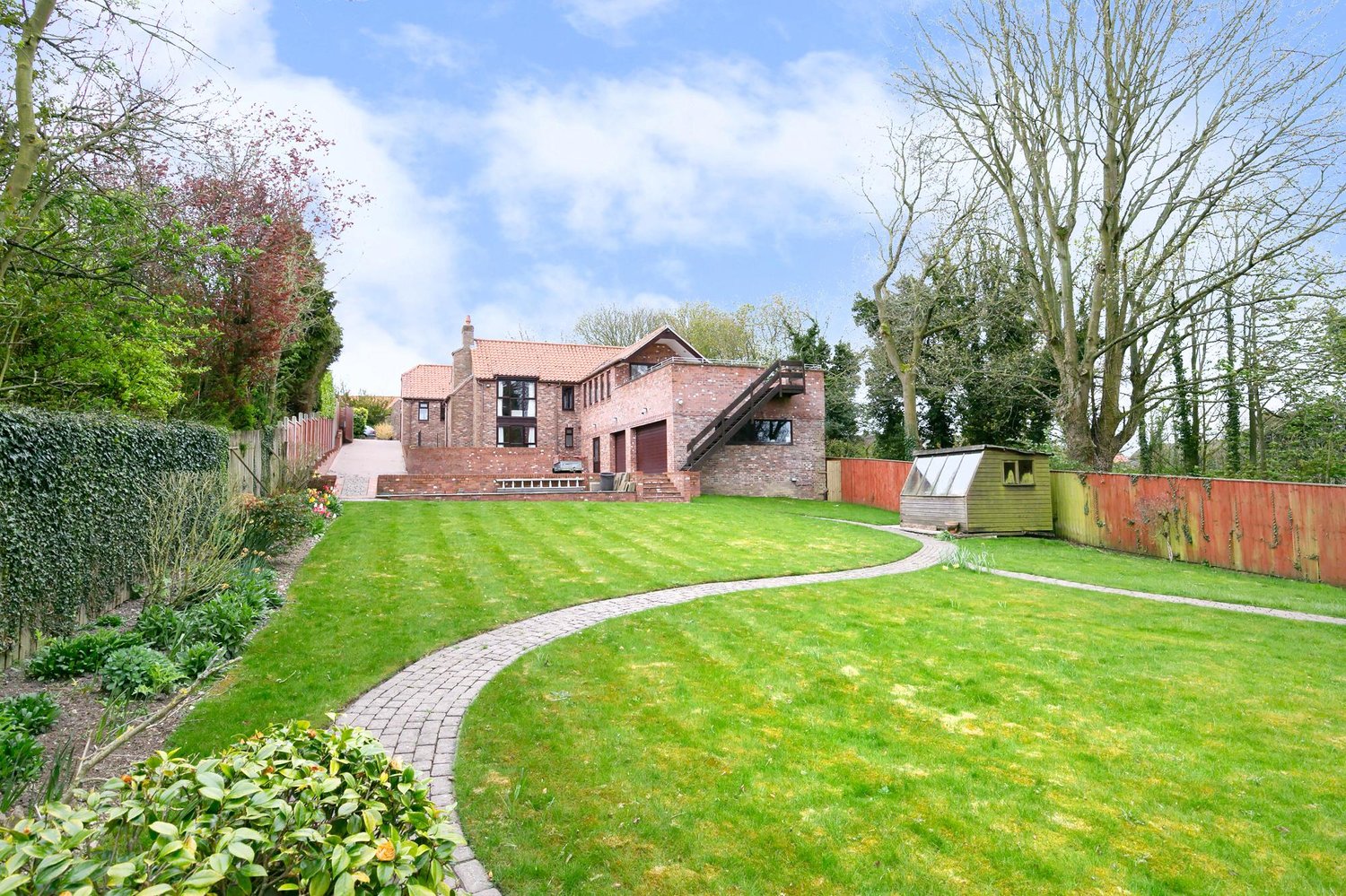 Dalehead Rolling Hills, Goodmanham, York