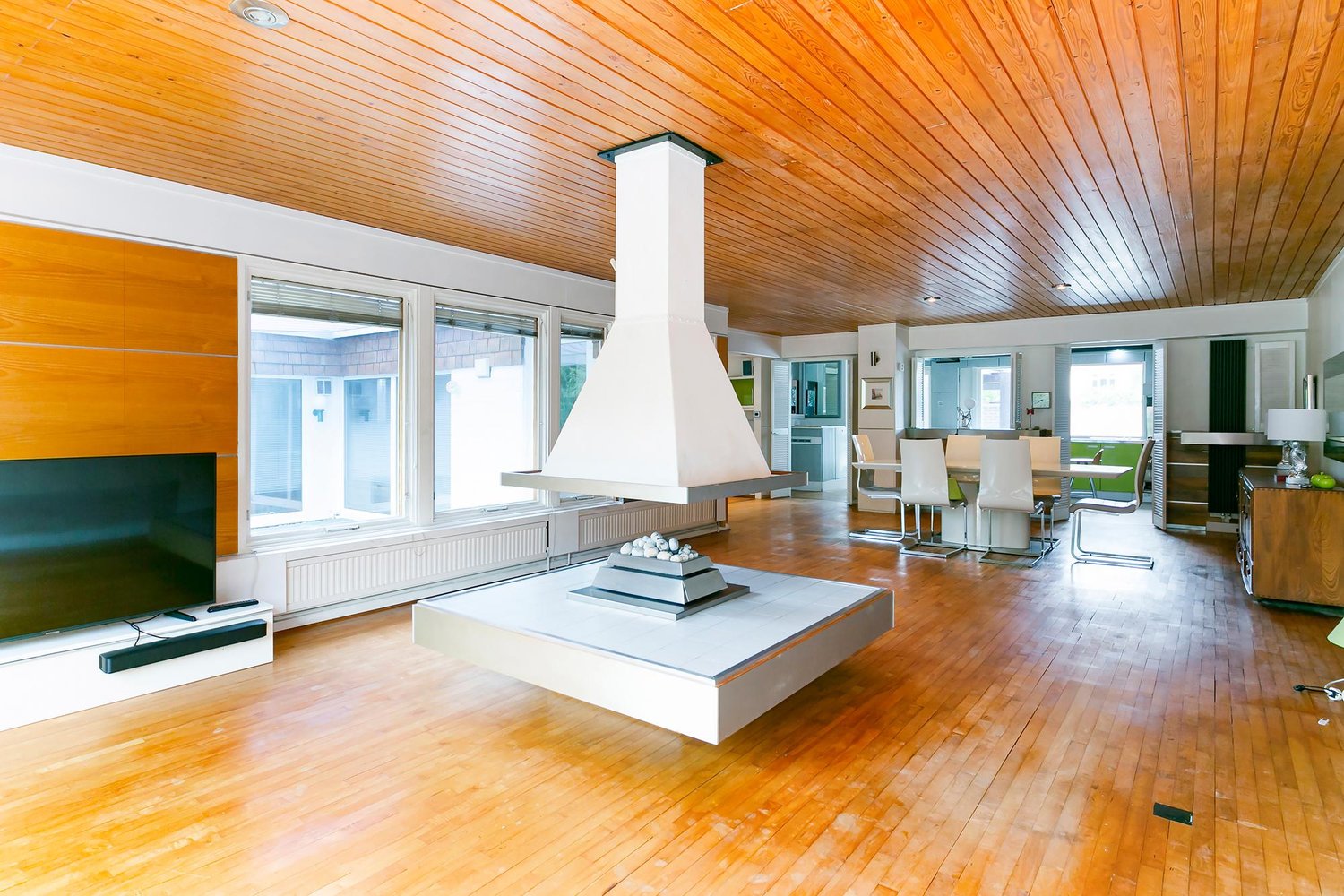 Puutalo Main Street, Elvington, York