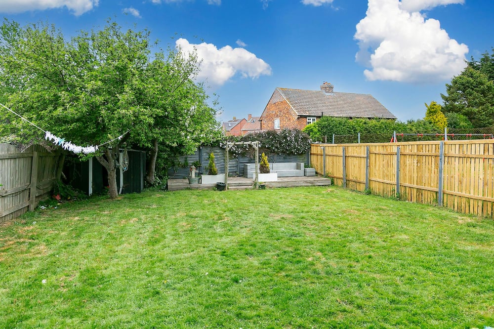 2 Derwent Park Close, Sutton on Derwent, York