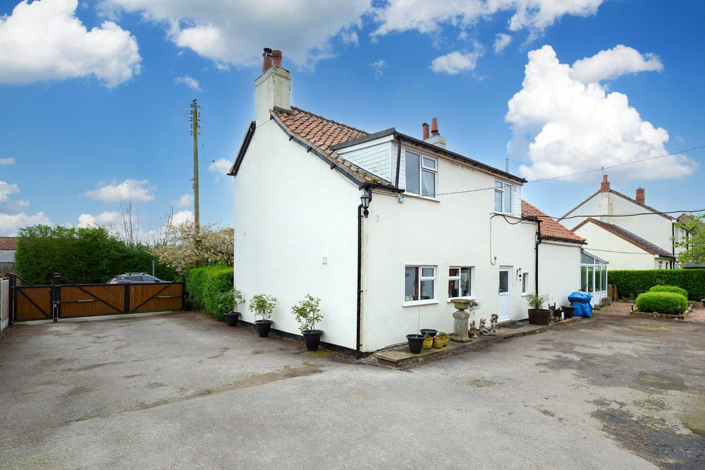 Calm Cottage Main Street, Ellerton, York