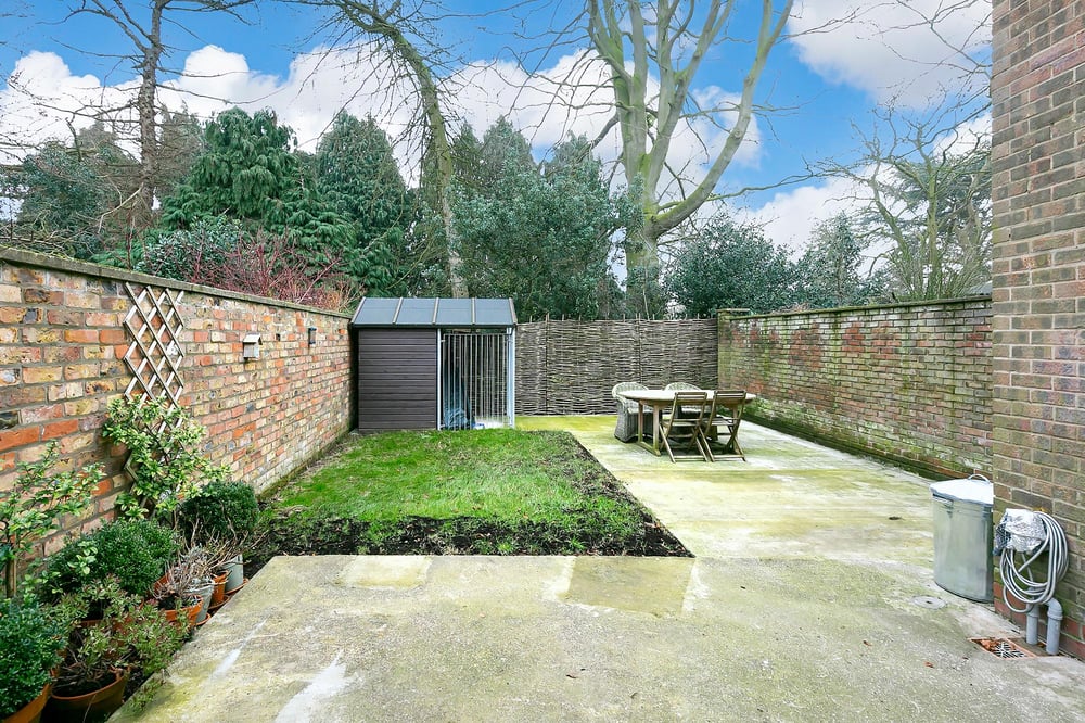 11 Cherry Garth, Lund, Driffield