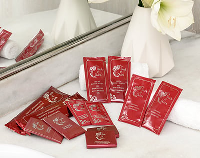 LINEA "TOUCH OF CHARM"