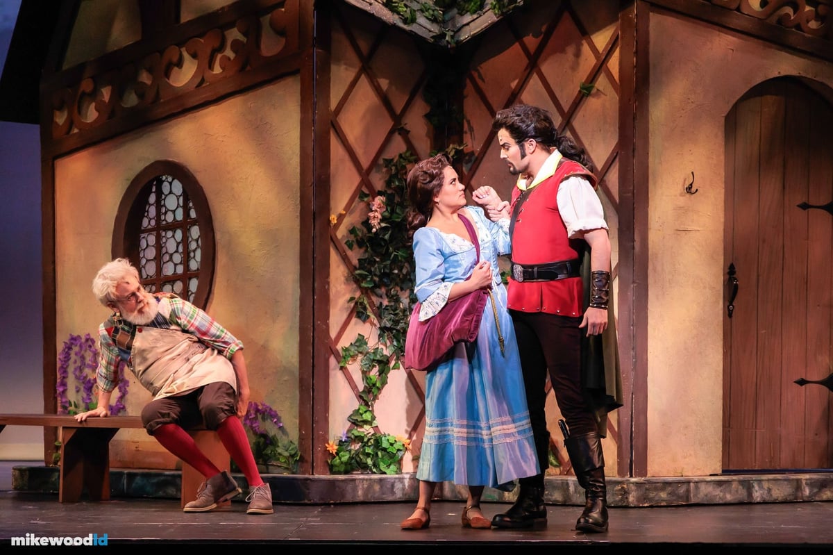 Beauty & The Beast, production photo