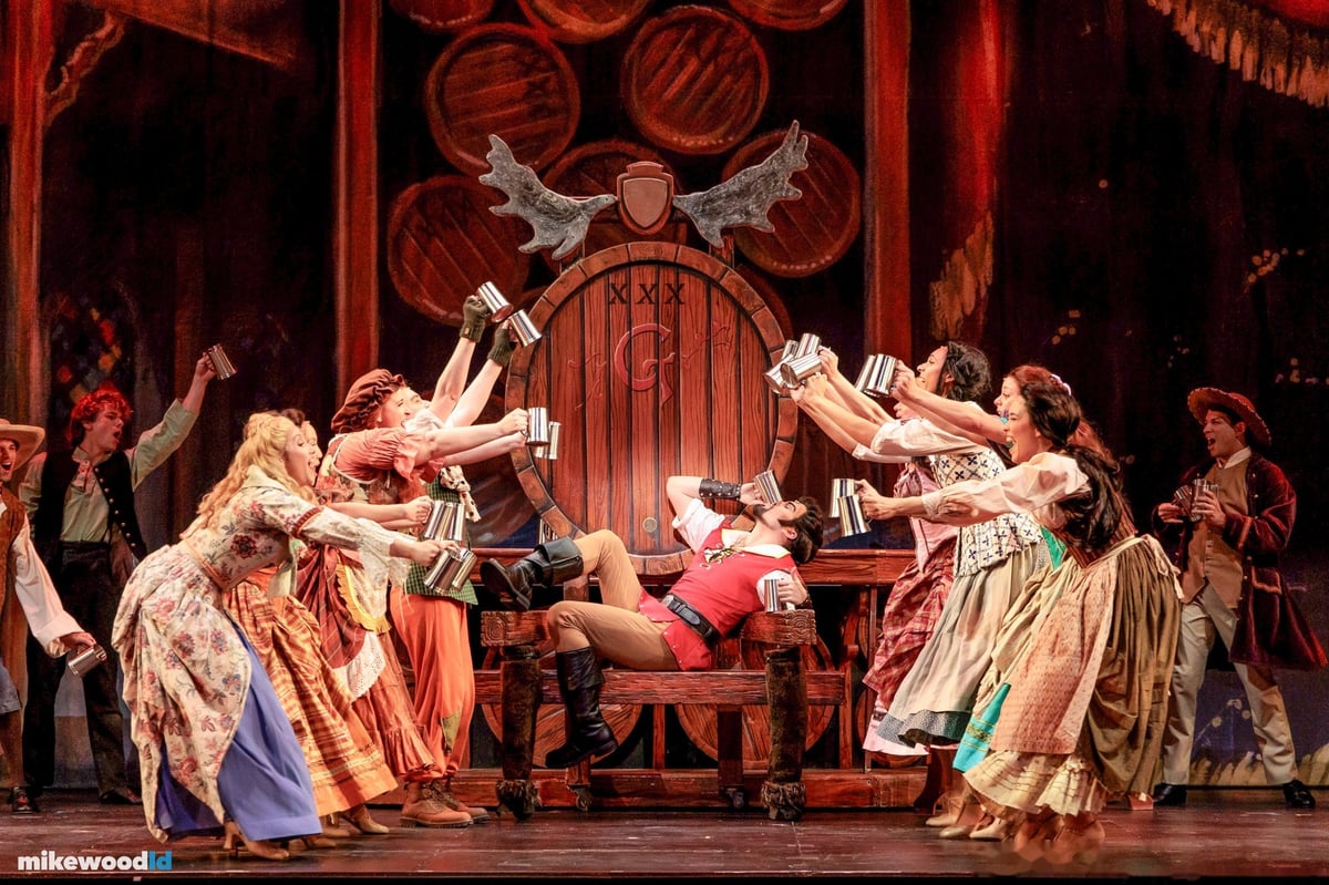 Beauty & The Beast, production photo