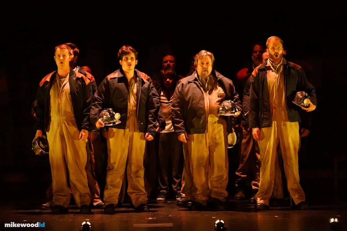 Billy Elliot, production photo