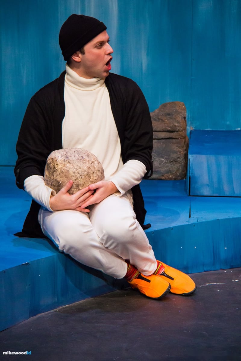 Birds of a Feather, production photo