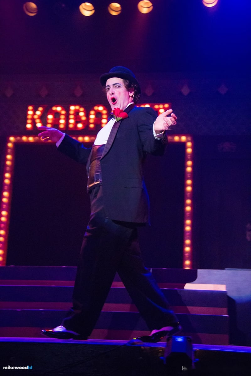Cabaret, production photo