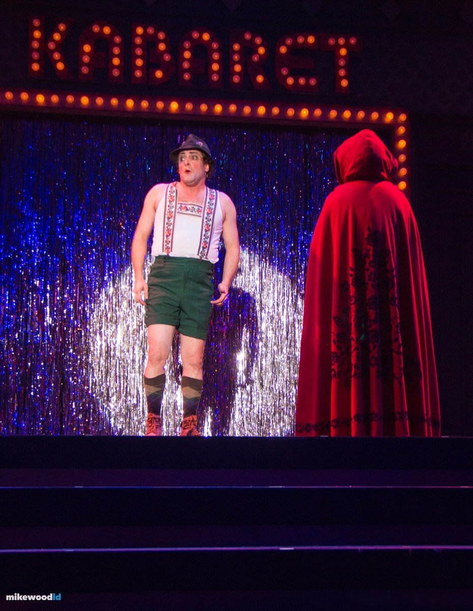 Cabaret, production photo