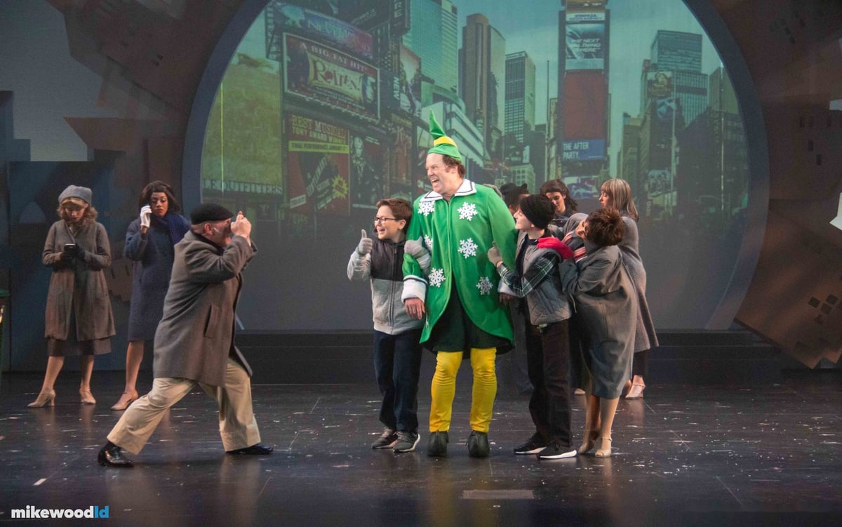 Elf, production photo