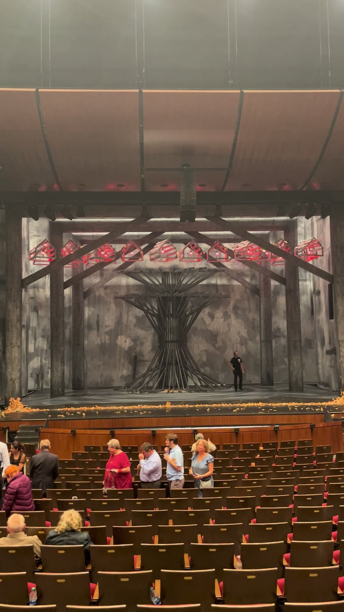 TikTok from Fiddler on the Roof by @mikewoodld