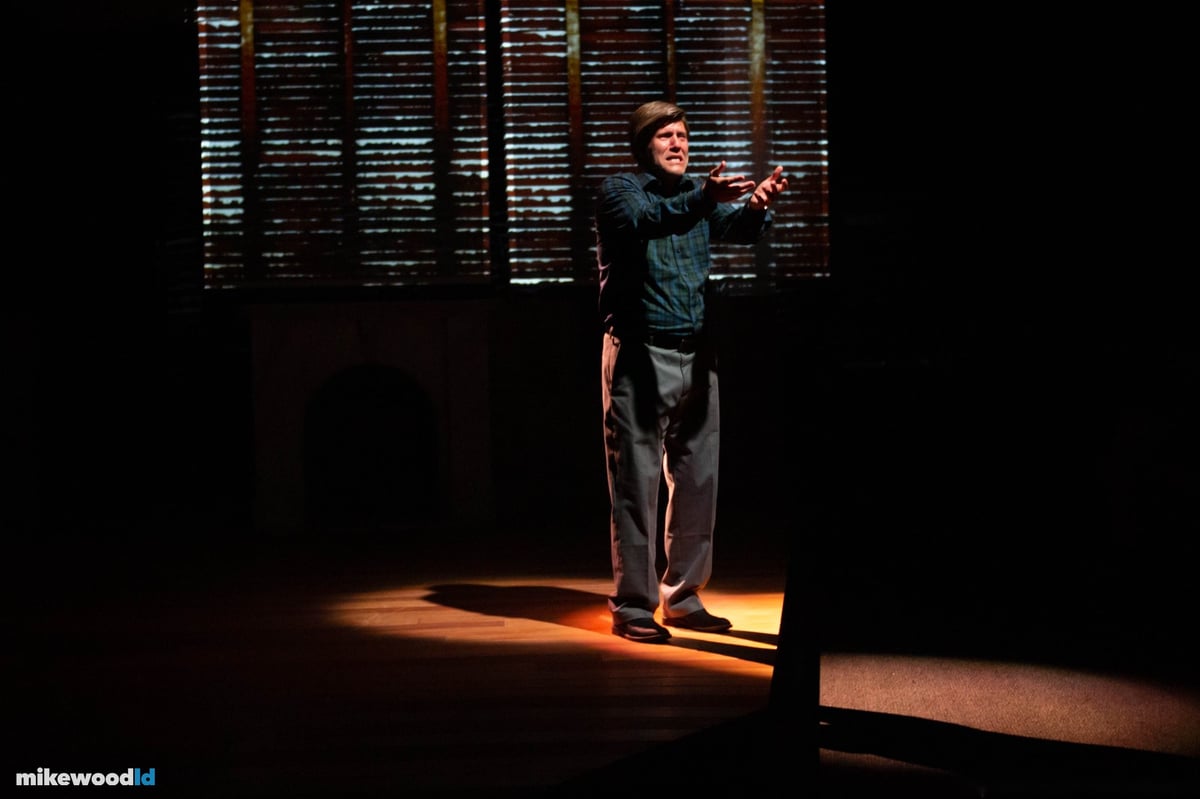 Fun Home, production photo