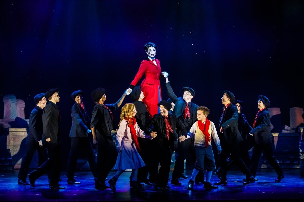 Mary Poppins, production photo