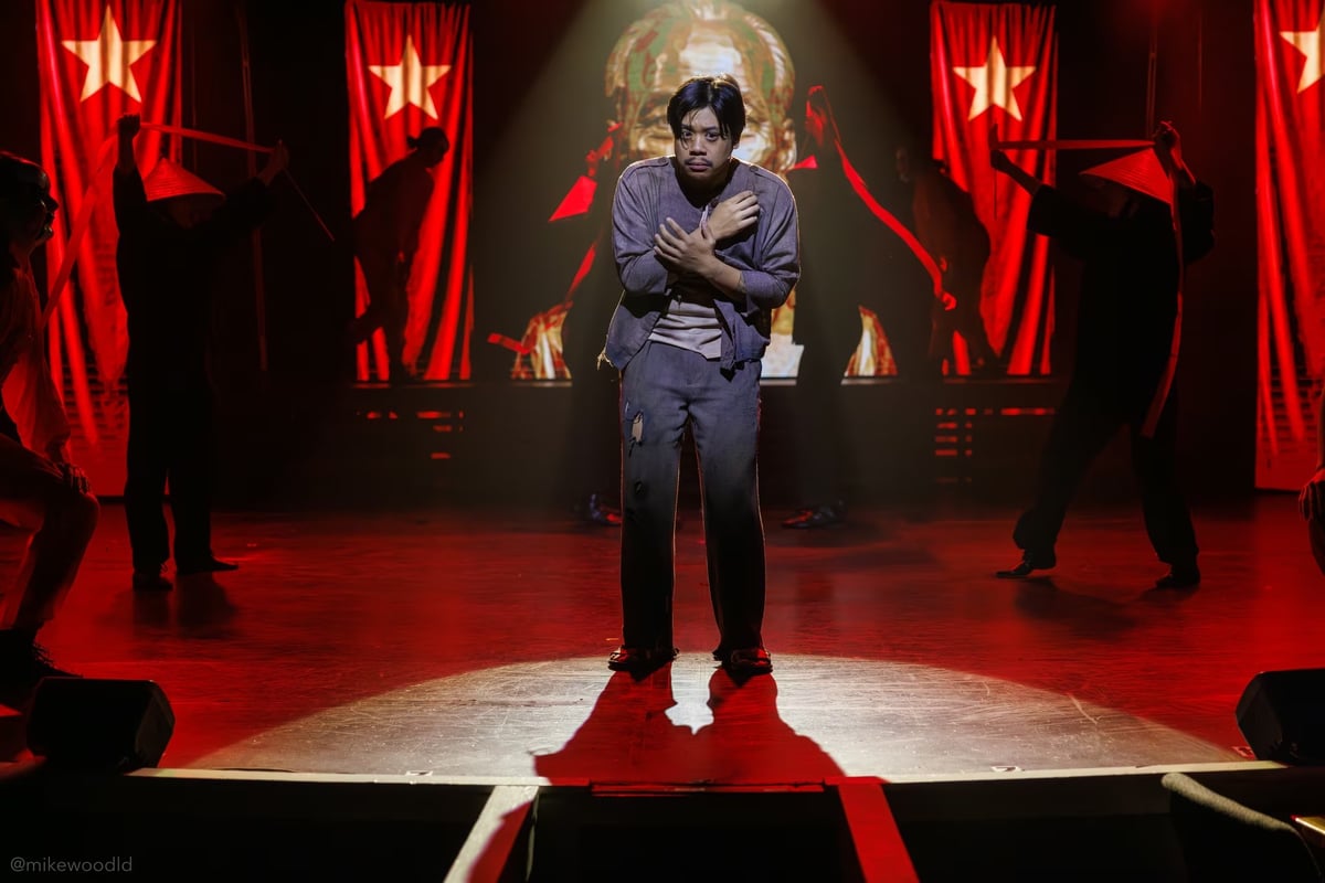 Miss Saigon, production photo