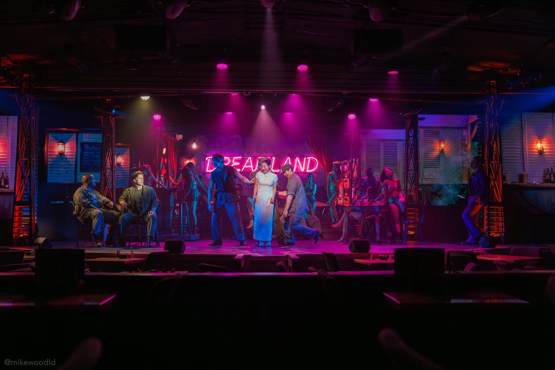 Miss Saigon, production photo
