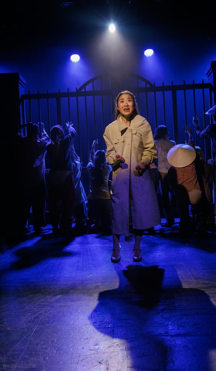 Miss Saigon, production photo