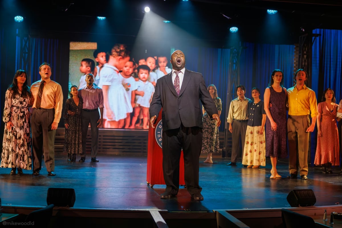 Miss Saigon, production photo