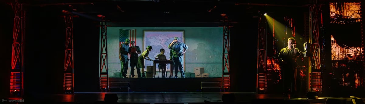 Miss Saigon, production photo