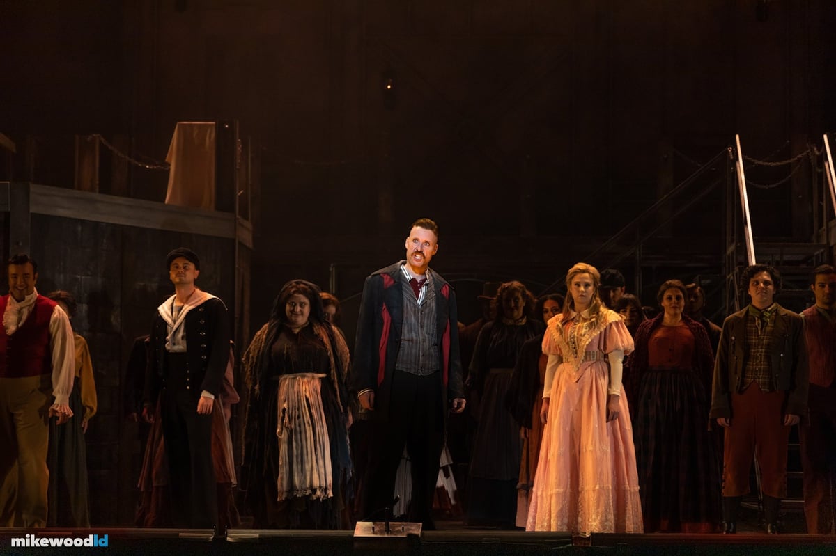 Sweeney Todd, portrait moment