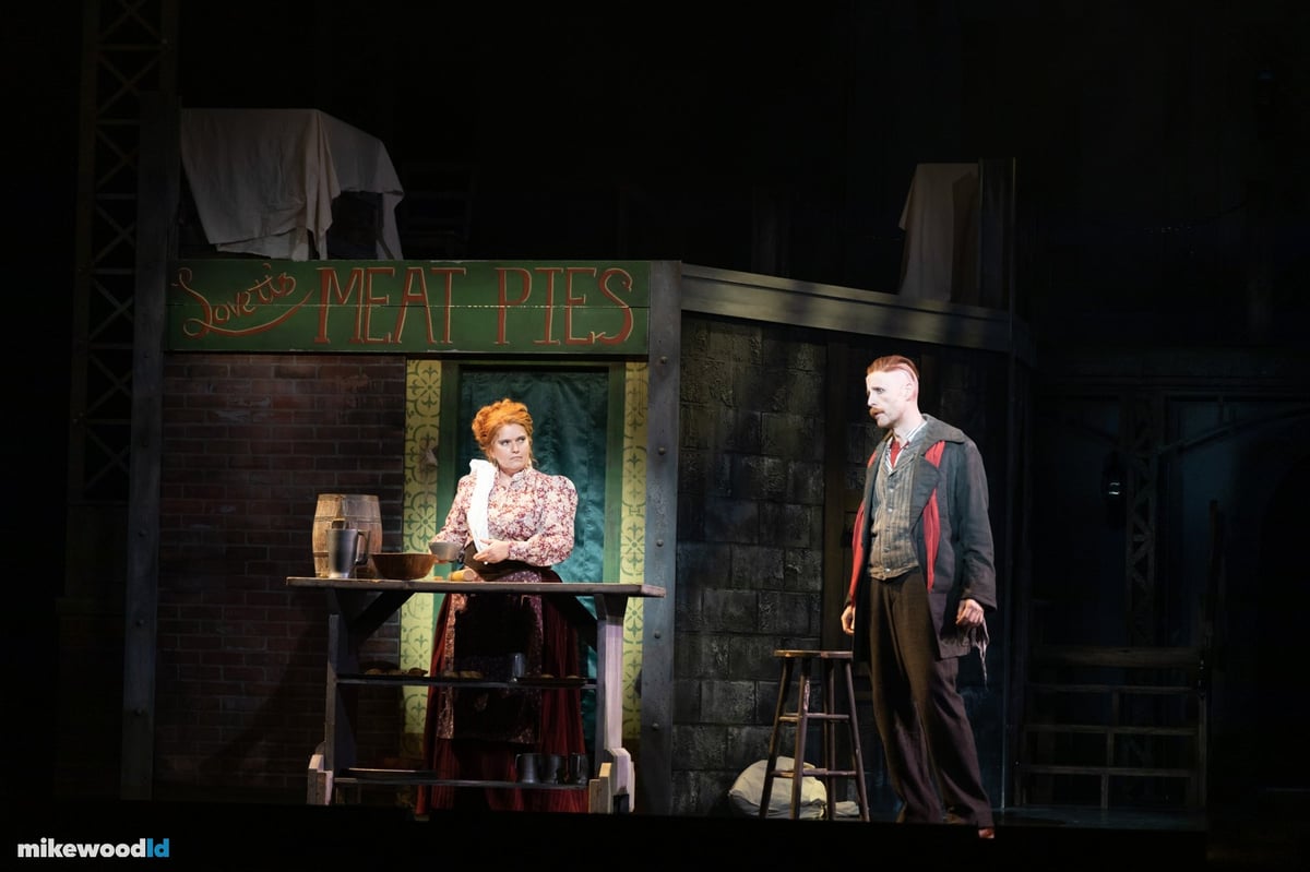 Sweeney Todd, production photo