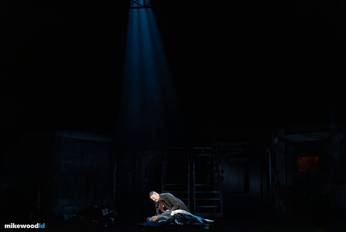 Sweeney Todd, production photo