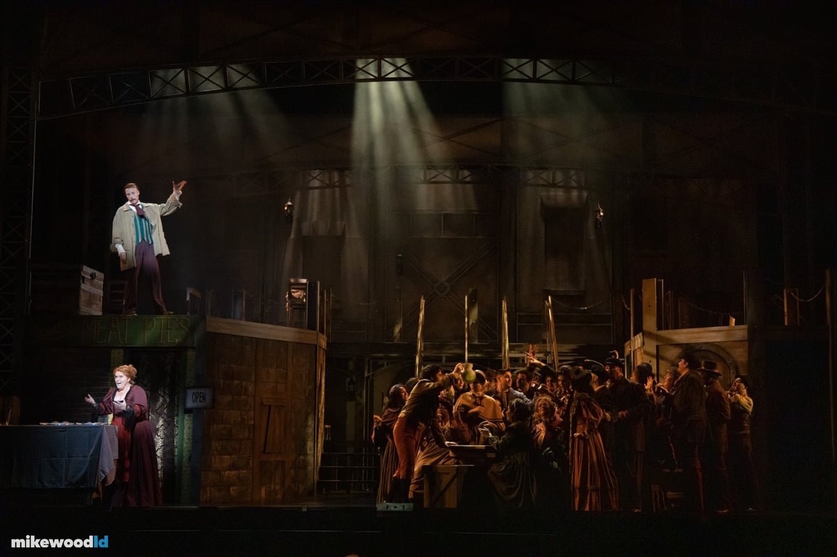 Sweeney Todd, production photo