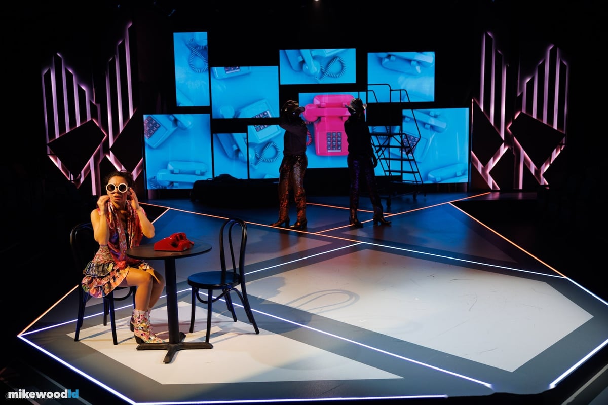Tell Me On A Sunday, production photo