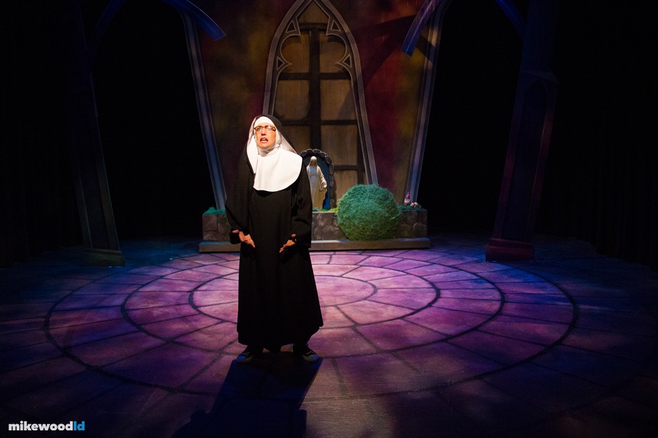 The Divine Sister, production photo