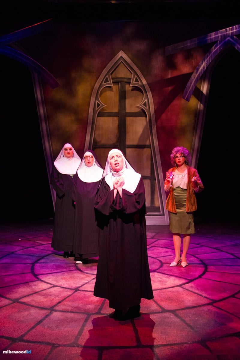 The Divine Sister, production photo