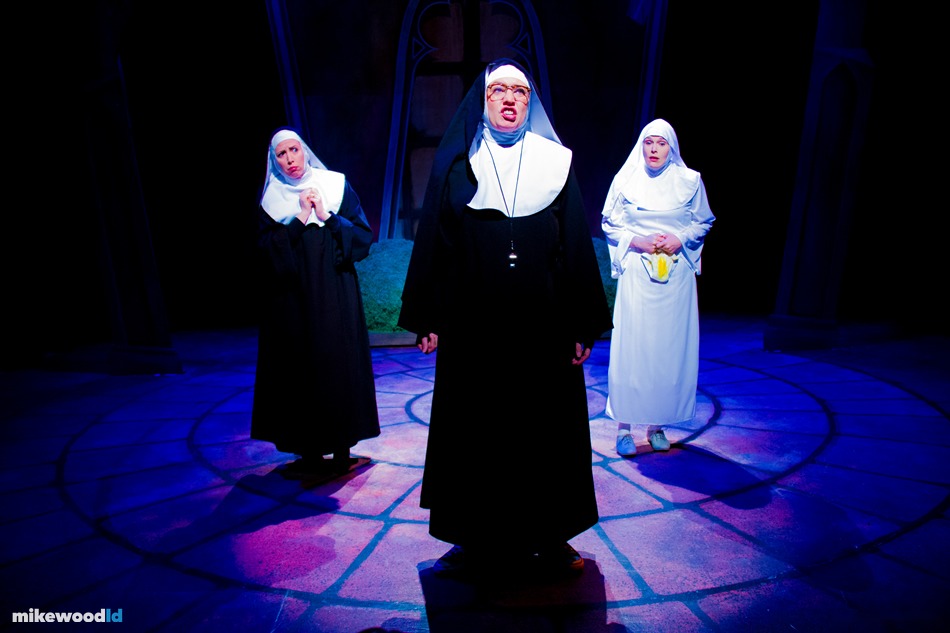 The Divine Sister, production photo