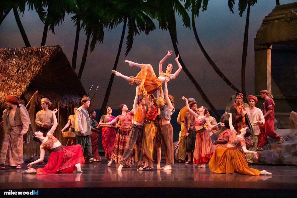 The Pearl Fishers, production photo